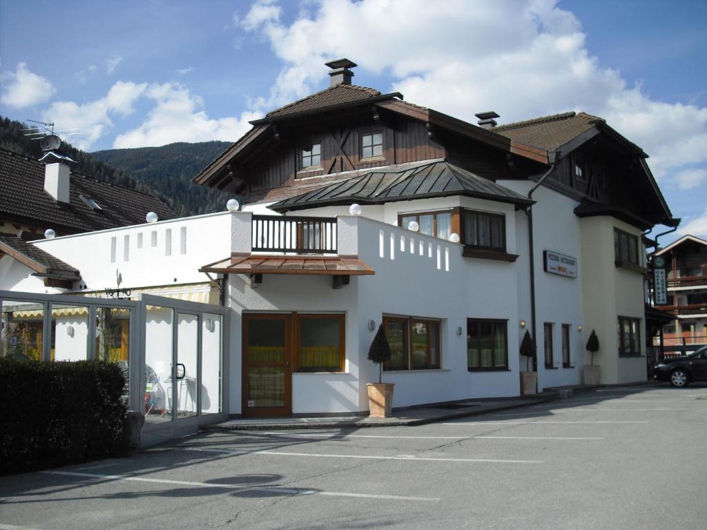 Pizzeria Restaurant Wieser Rasùn di Sotto Dış mekan fotoğraf